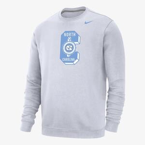 North Carolina Club Fleece Men&#039;s Nike College Sweatshirt M33778P298-UNC