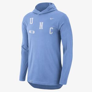 UNC Men&#039;s Nike Dri-FIT College Hooded Long-Sleeve T-Shirt DR4150-448