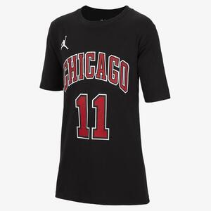Demar Derozan Chicago Bulls Statement Edition Big Kids&#039; (Boys&#039;) Jordan NBA T-Shirt 9YHDC4BULDD-CHI