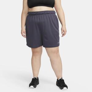 Nike Dri-FIT Attack Women&#039;s Mid-Rise 5&quot; Unlined Shorts (Plus Size) FB3165-015
