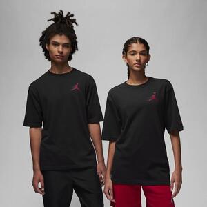 Jordan Essentials Holiday Men&#039;s T-Shirt FD7010-010