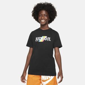 Nike Sportswear Big Kids&#039; T-Shirt FN9556-010