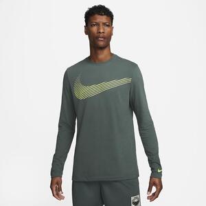 Nike Men&#039;s Dri-FIT Long-Sleeve Fitness T-Shirt FQ3883-338