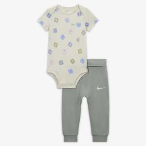 Nike Baby (0-9M) 2-Piece Printed Bodysuit Set 56L683-E8K