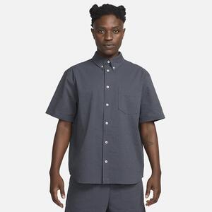 Nike Life Men&#039;s Short-Sleeve Seersucker Button-Down Shirt FN3222-060