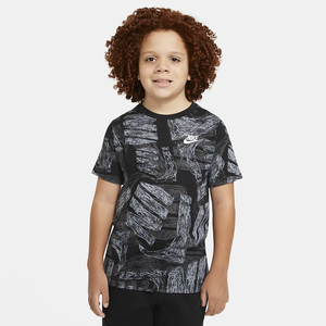 Nike Sportswear Big Kids&#039; (Boys&#039;) Printed T-Shirt DA8523-010