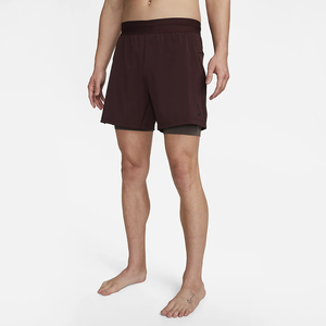 Nike Yoga Men&#039;s 2-in-1 Shorts DC5320-652