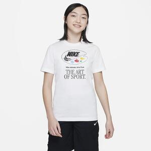 Nike Sportswear Big Kids&#039; T-Shirt FD0847-100