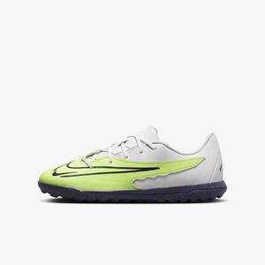 Nike Jr. Phantom GX Club TF Big Kids&#039; Turf Soccer Shoes DD9567-705
