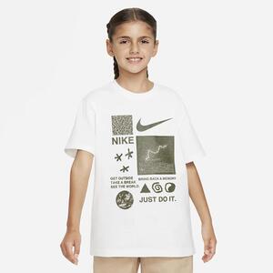 Nike Sportswear Big Kids&#039; T-Shirt FD3987-100