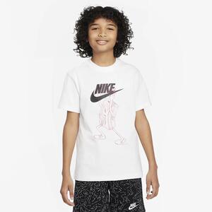 Nike Sportswear Big Kids&#039; T-Shirt FD3985-100