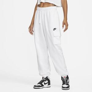 Nike Sportswear Club Fleece Women&#039;s Mid-Rise Oversized Cargo Sweatpants DQ5196-100