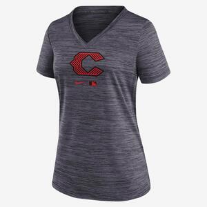 Nike Dri-FIT City Connect Velocity Practice (MLB Cincinnati Reds) Women&#039;s V-Neck T-Shirt NAC400HRED-8WW