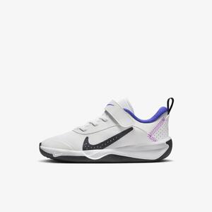 Nike Omni Multi-Court Little Kids&#039; Shoes DM9026-104