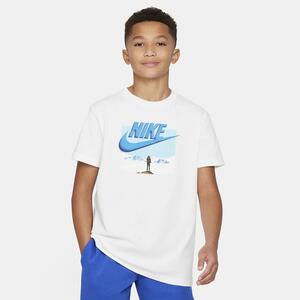 Nike Sportswear Big Kids&#039; T-Shirt FJ6401-100