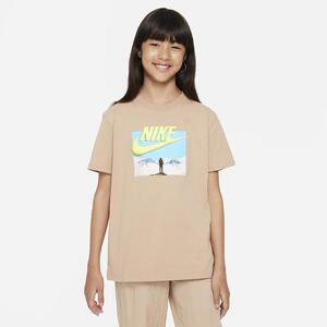 Nike Sportswear Big Kids&#039; T-Shirt FJ6401-200