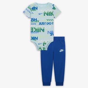 Nike Sportswear Playful Exploration Baby (12-24M) Printed Bodysuit and Pants Set 66M045-U89