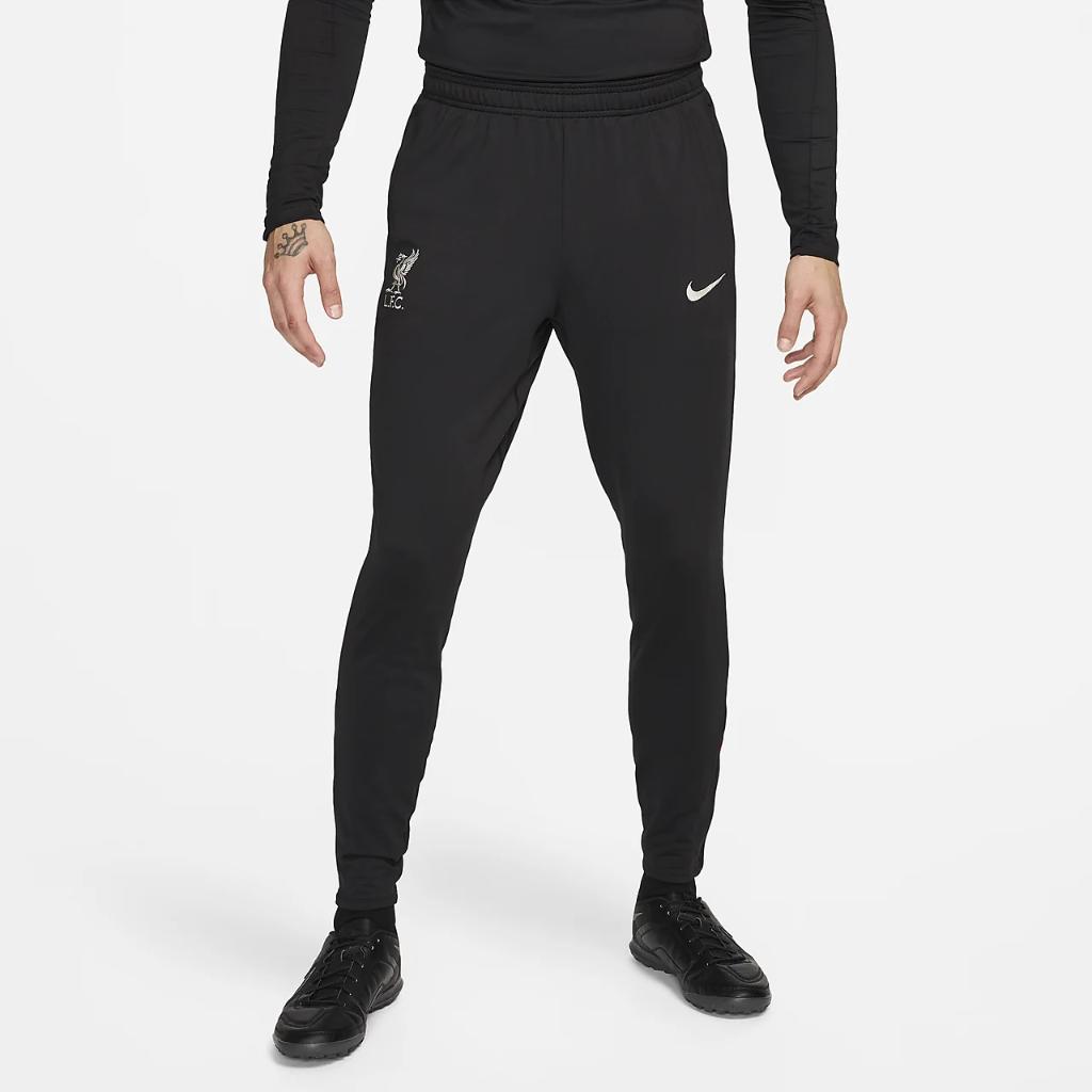Liverpool FC Strike Men&#039;s Nike Dri-FIT Soccer Knit Pants FN9427-010
